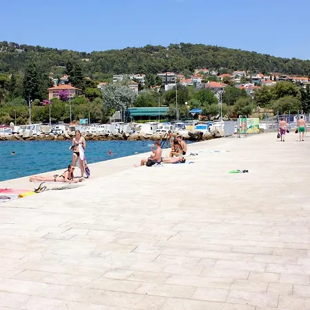 With A Parking Space - 7569 Apartamento Split