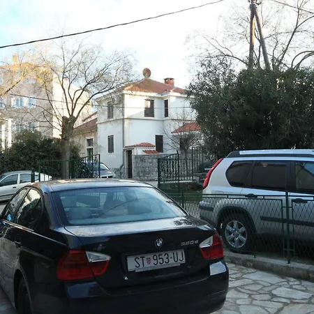 With A Parking Space - 7569 * Сплит